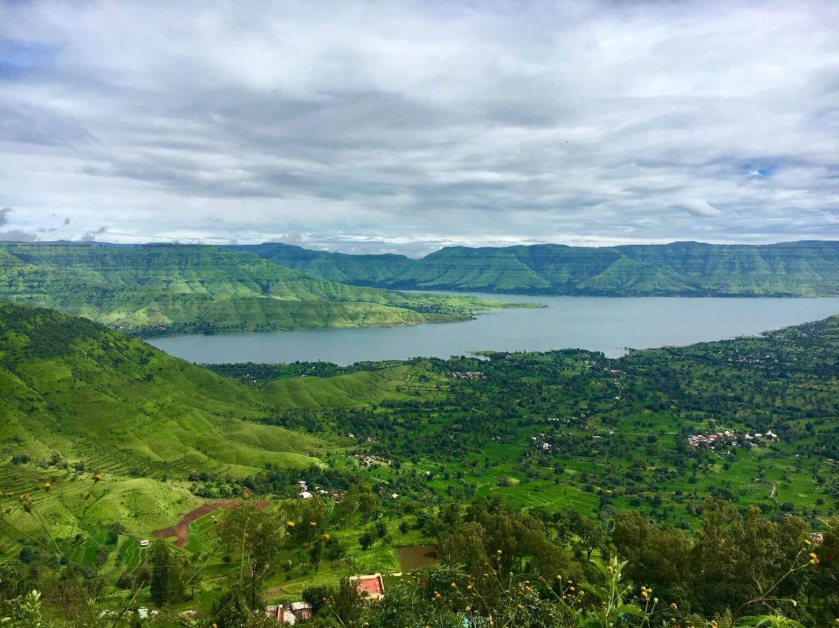 Mahabaleshwar Car Rental - Image 1
